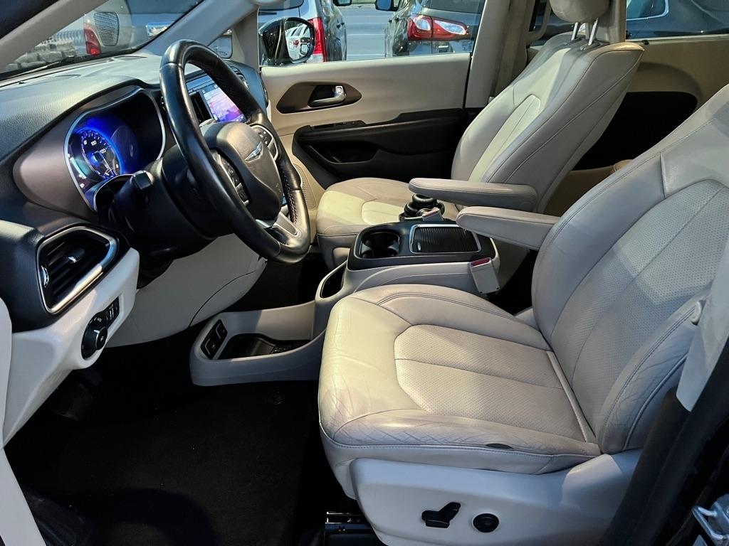 Chrysler Pacifica  2017