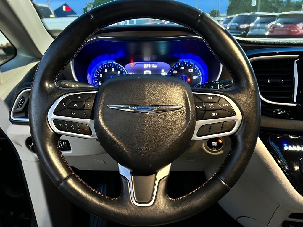 Chrysler Pacifica  2017