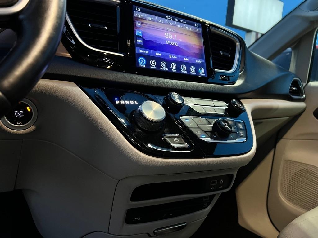 Chrysler Pacifica  2017