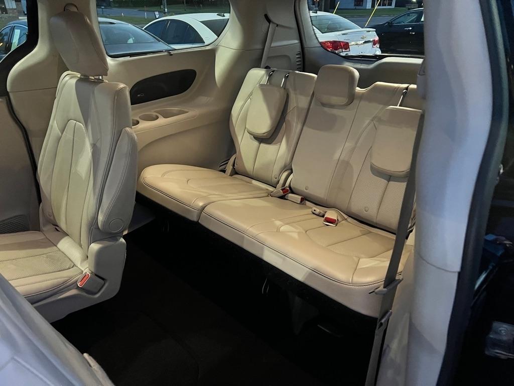 Chrysler Pacifica  2017