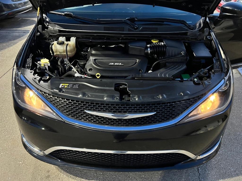 Chrysler Pacifica  2017