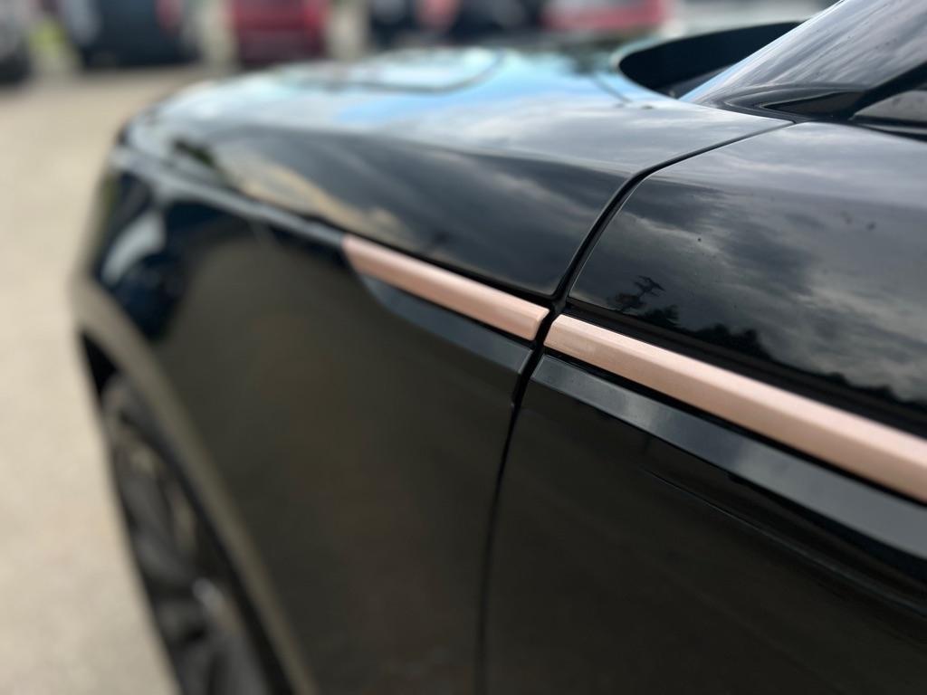 Land Rover Range Rover Velar  2018