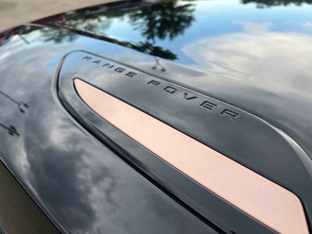 Land Rover Range Rover Velar  2018