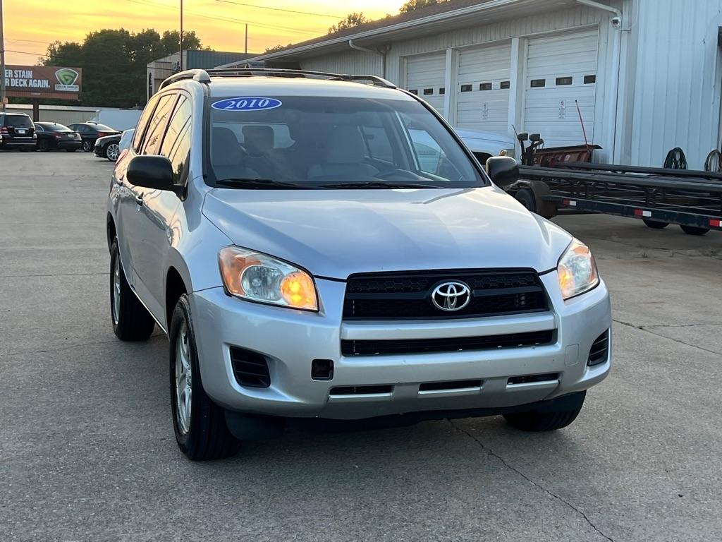 Toyota RAV4  2010