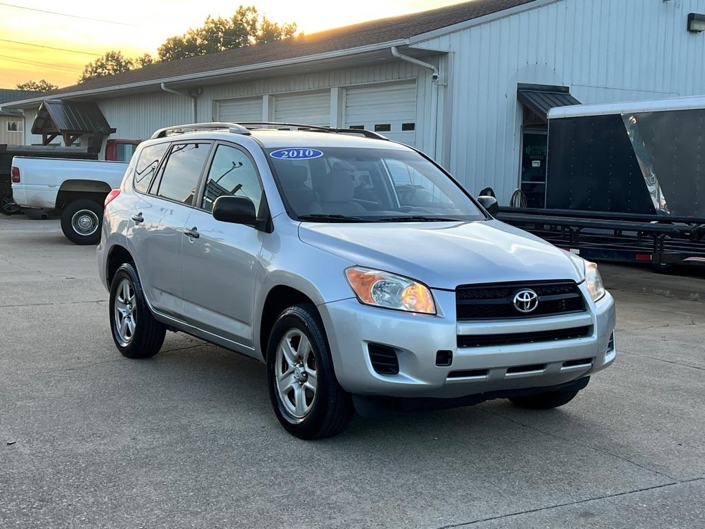 Toyota RAV4  2010