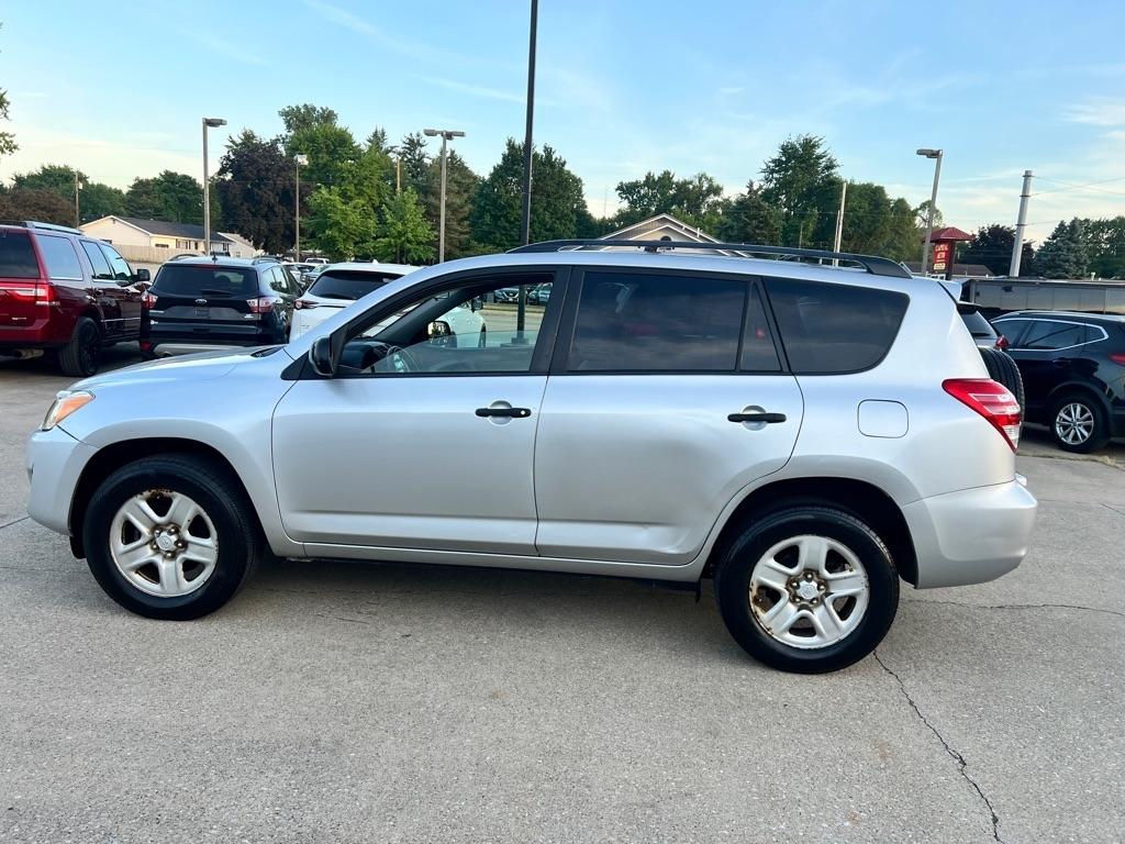 Toyota RAV4  2010