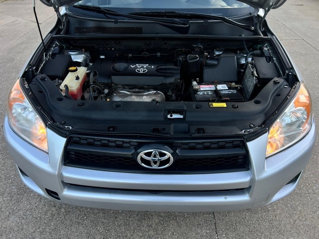 Toyota RAV4  2010