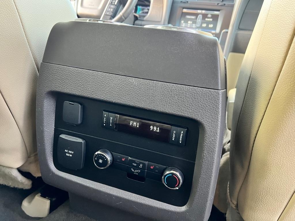 Lincoln Navigator  2015