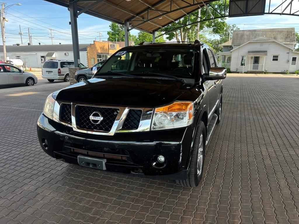 Nissan Armada  2012