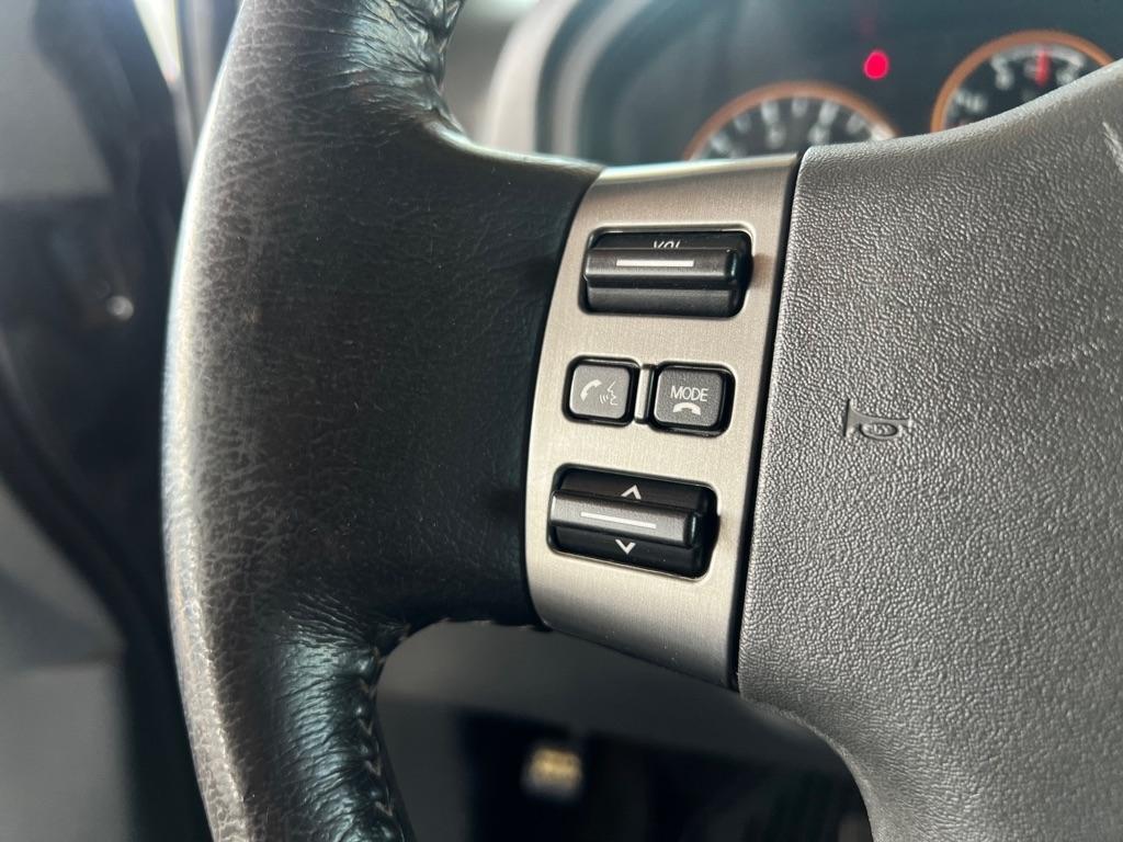 Nissan Armada  2012