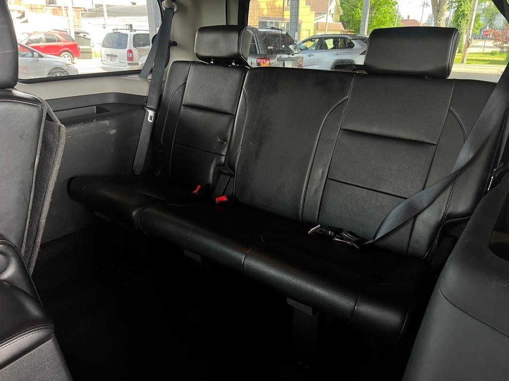 Nissan Armada  2012