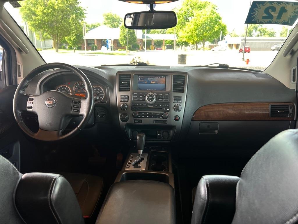 Nissan Armada  2012