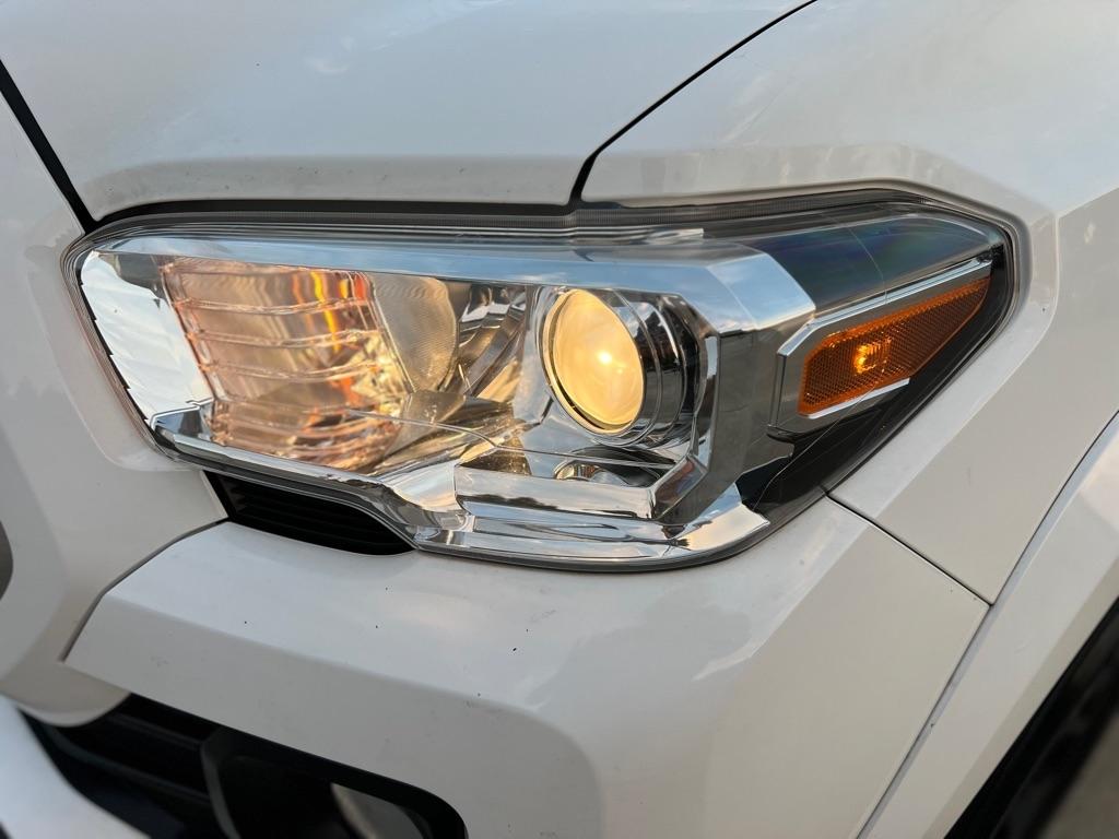 Toyota Tacoma  2021