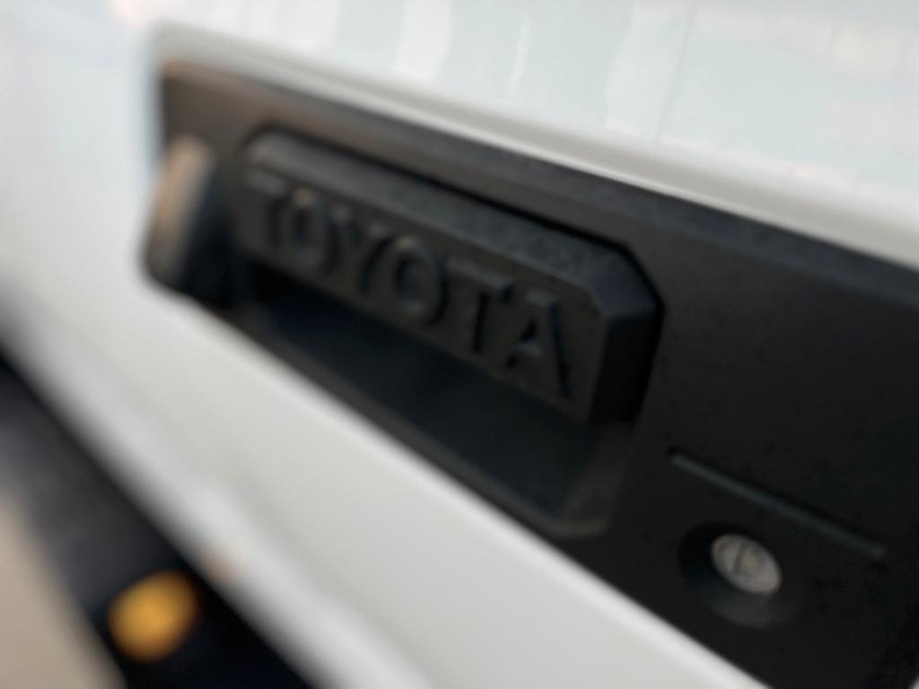 Toyota Tacoma  2021