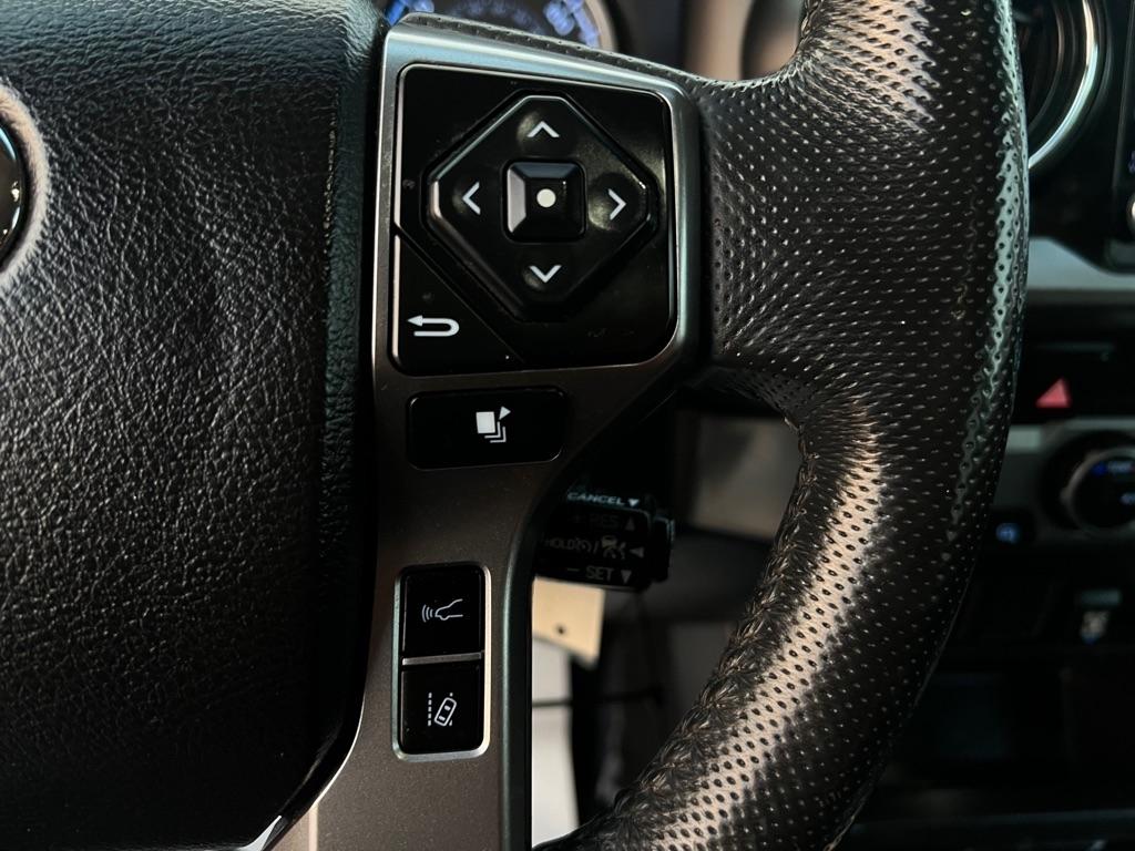 Toyota Tacoma  2021