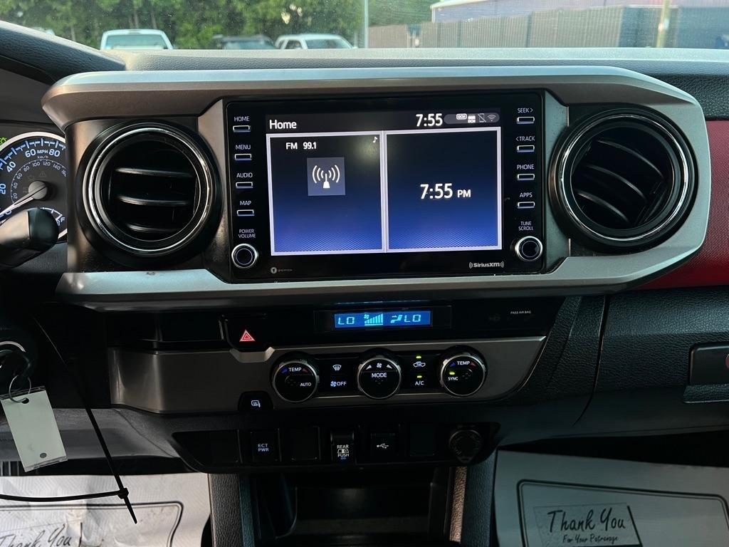 Toyota Tacoma  2021