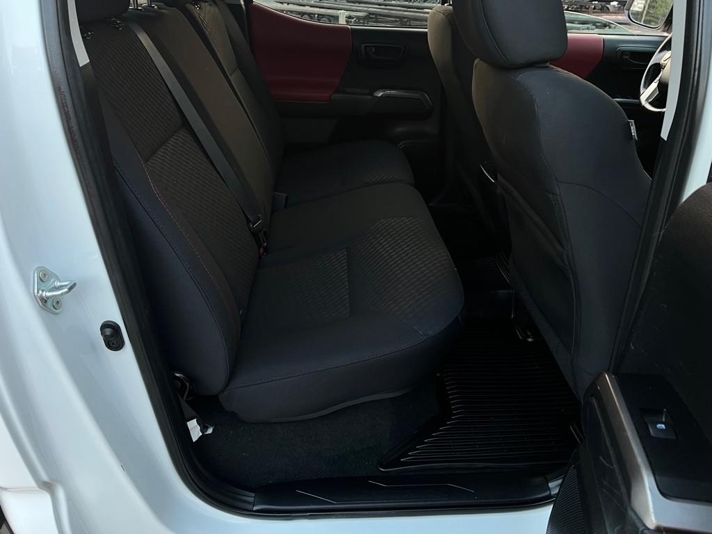 Toyota Tacoma  2021