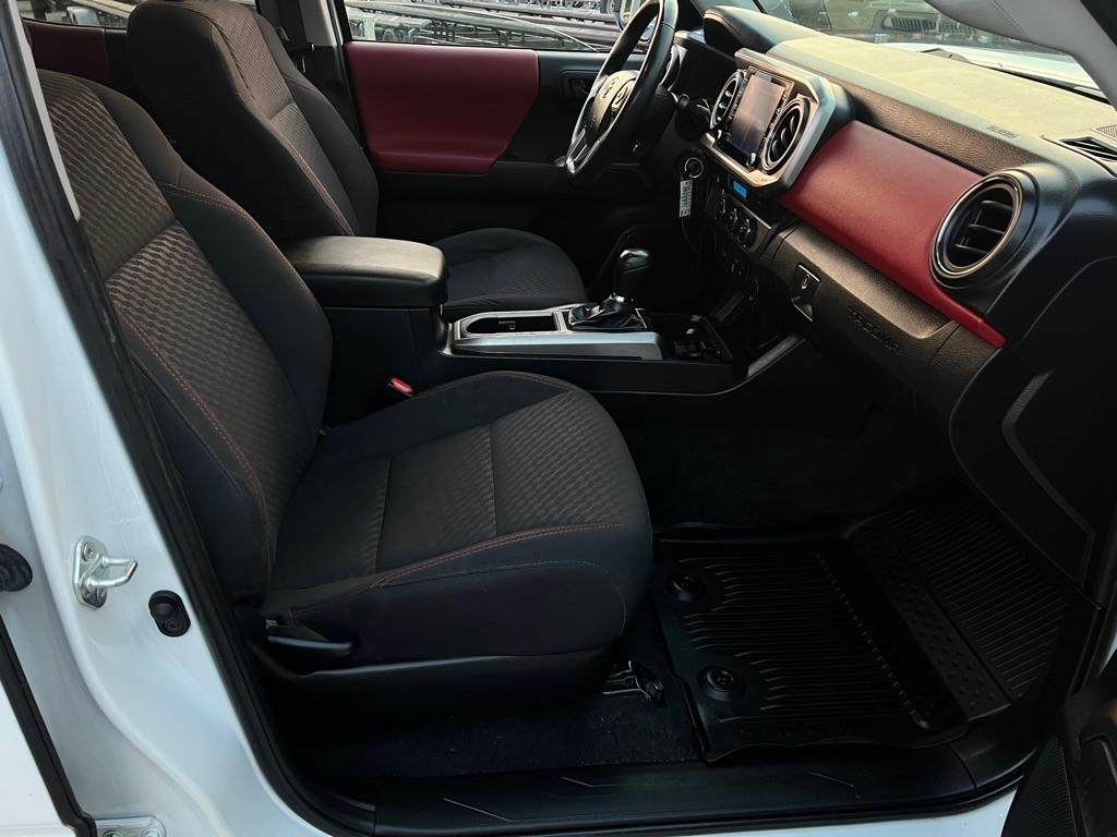 Toyota Tacoma  2021