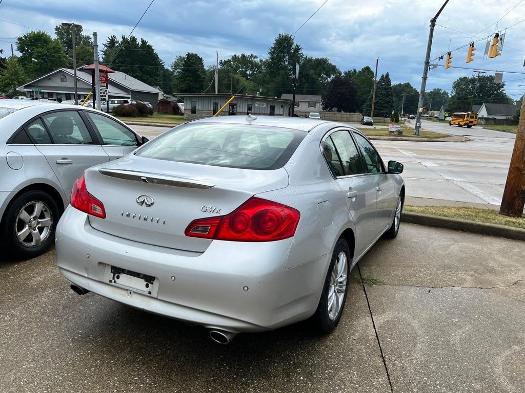 Infiniti G Sedan  2012