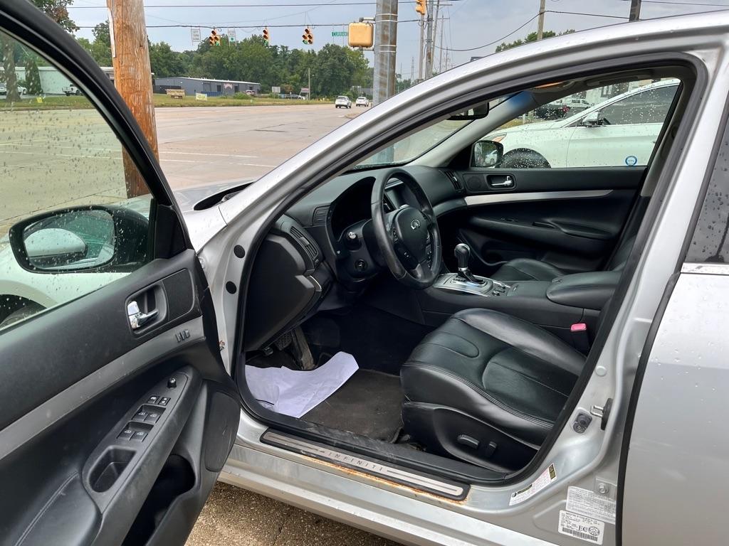 Infiniti G Sedan  2012