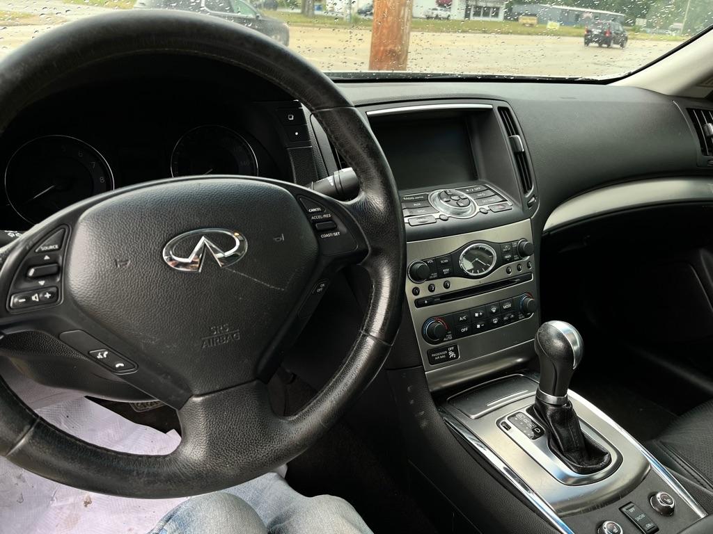 Infiniti G Sedan  2012