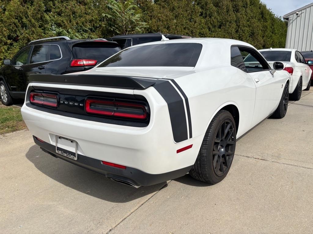 Dodge Challenger  2015