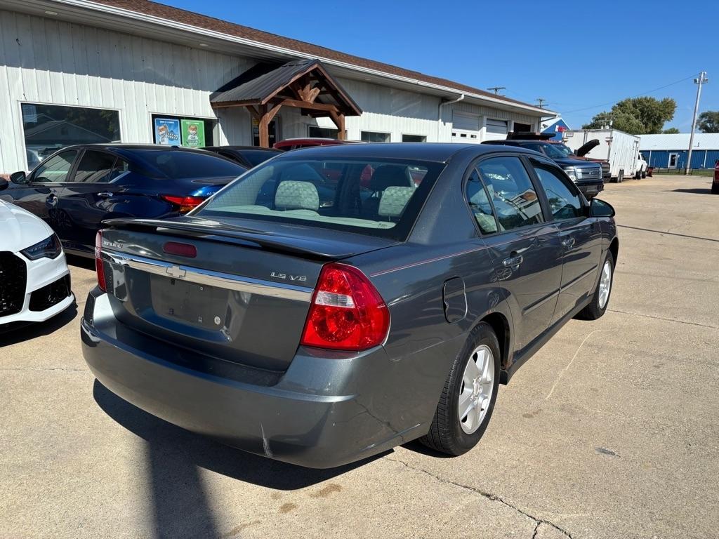 Chevrolet Malibu  2004