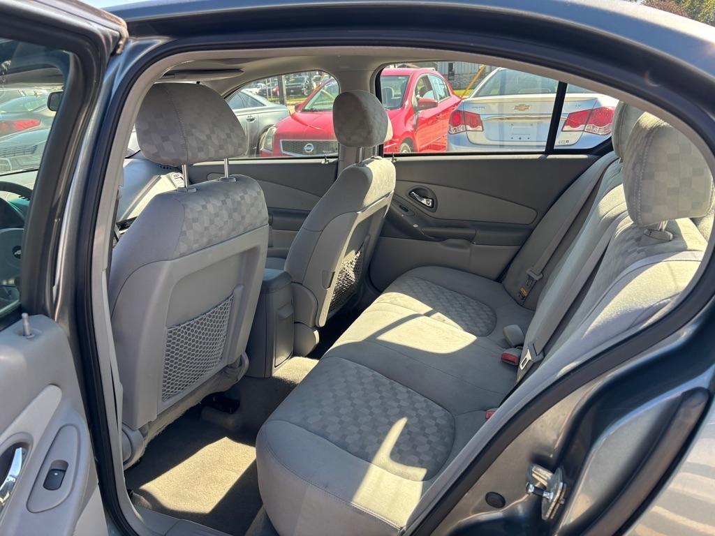 Chevrolet Malibu  2004