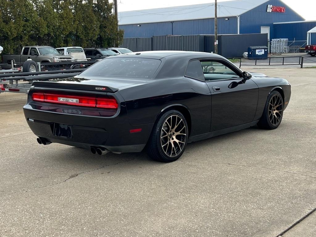 Dodge Challenger SRT8 2008