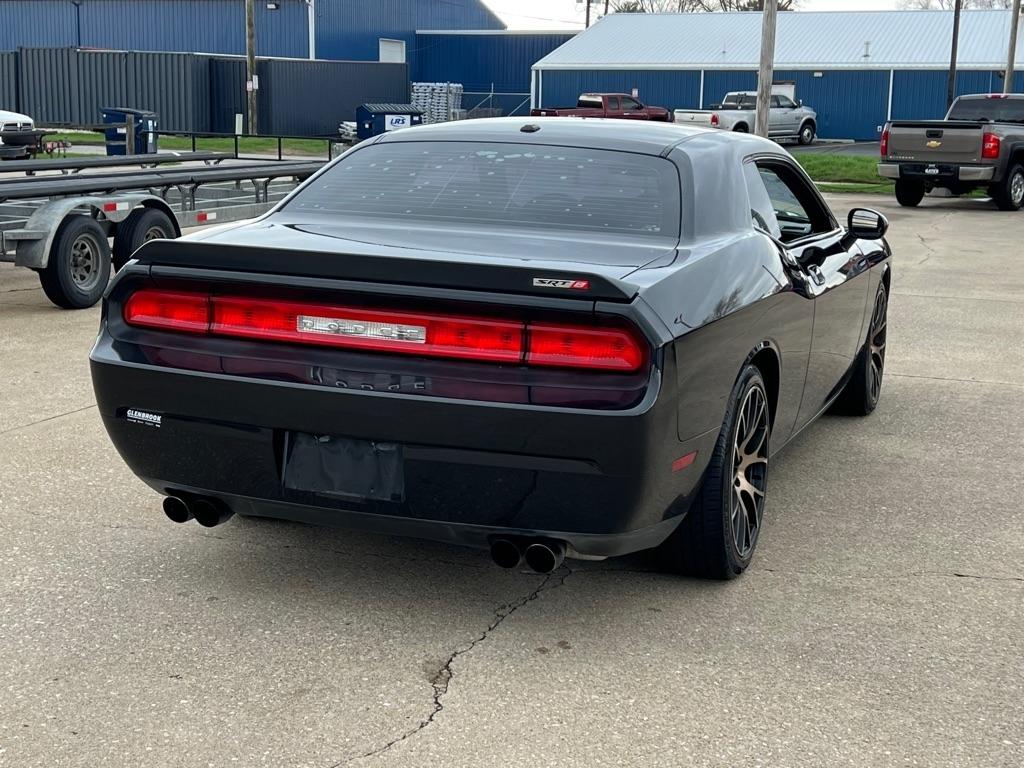 Dodge Challenger SRT8 2008