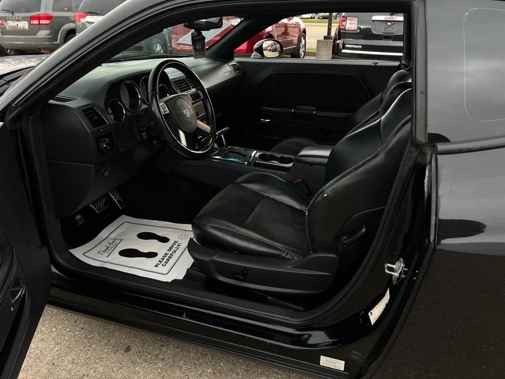 Dodge Challenger SRT8 2008