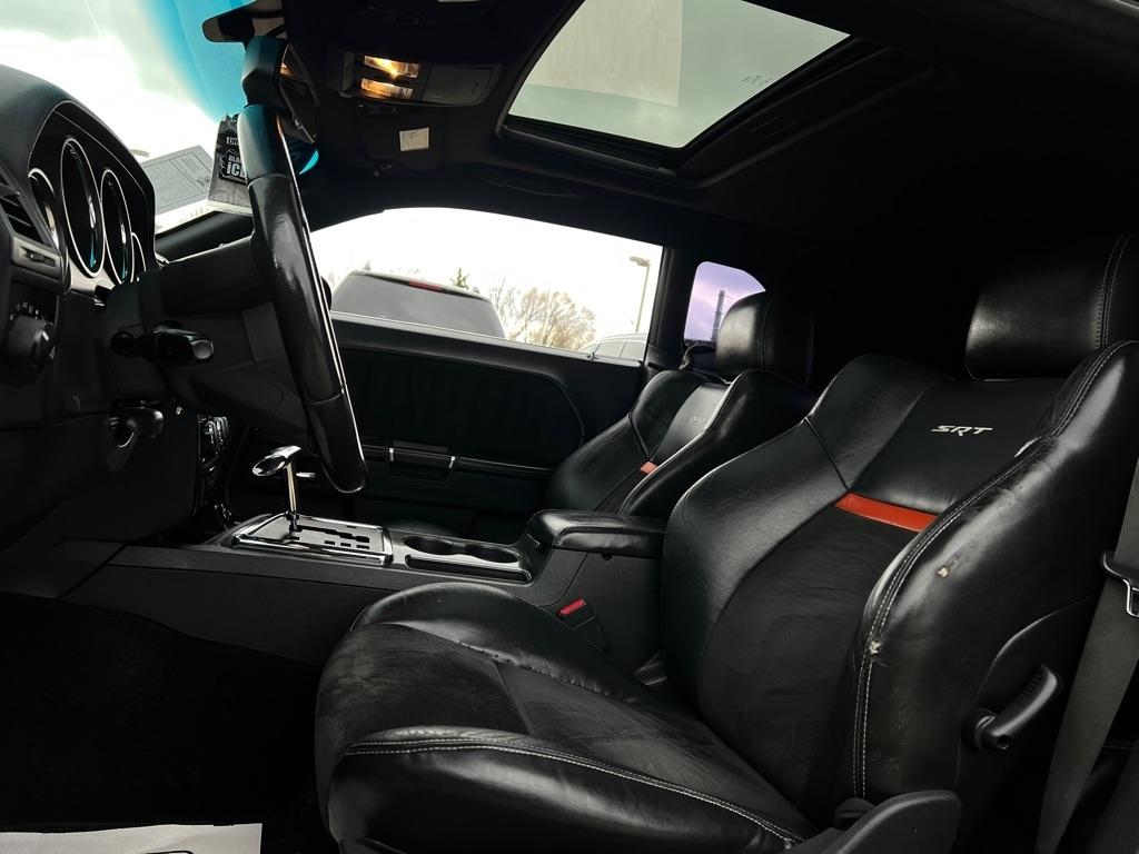Dodge Challenger SRT8 2008