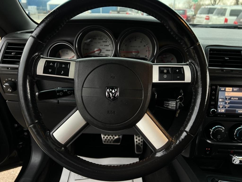 Dodge Challenger SRT8 2008