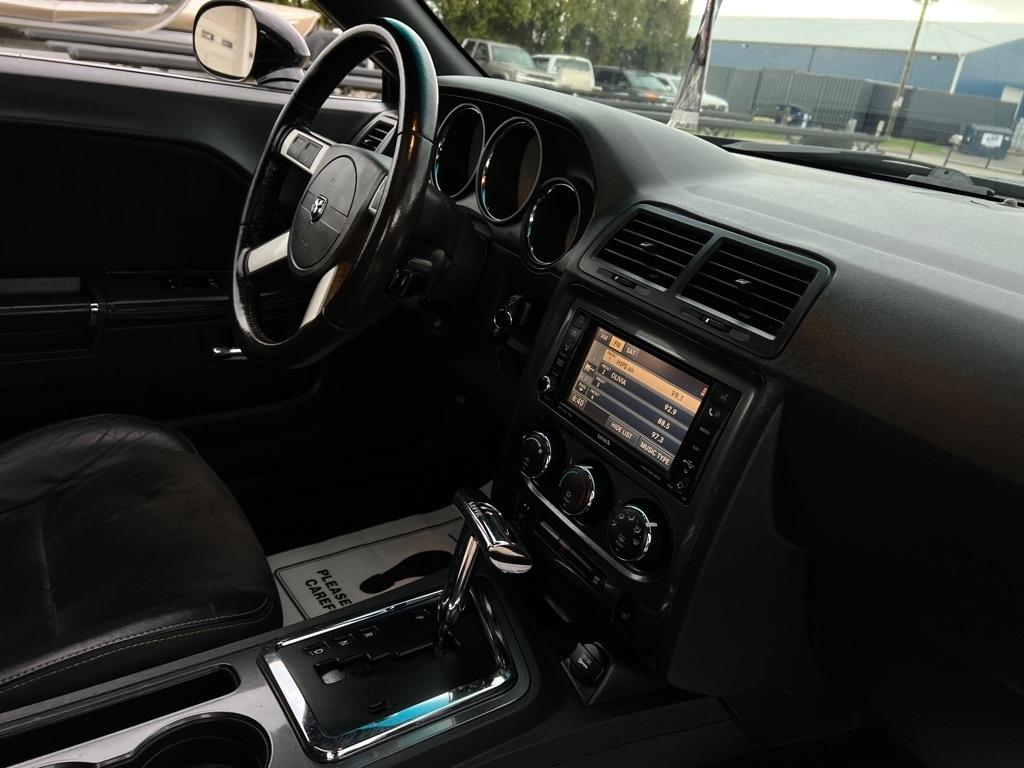 Dodge Challenger SRT8 2008