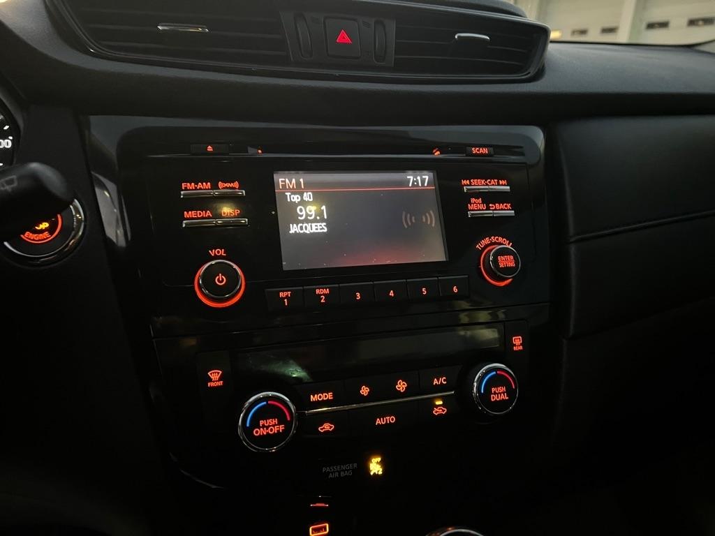 Nissan Rogue  2017