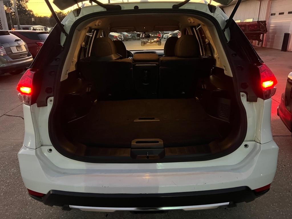 Nissan Rogue  2017