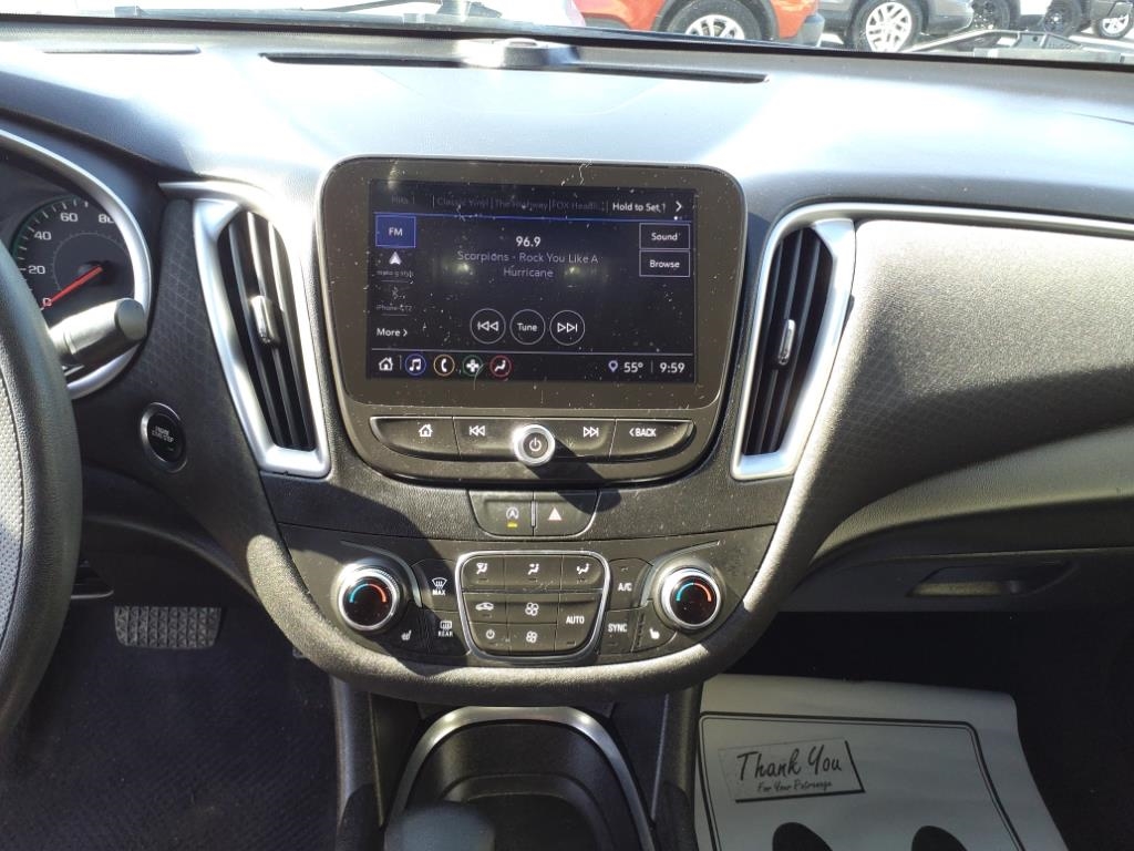 Chevrolet Malibu  2022