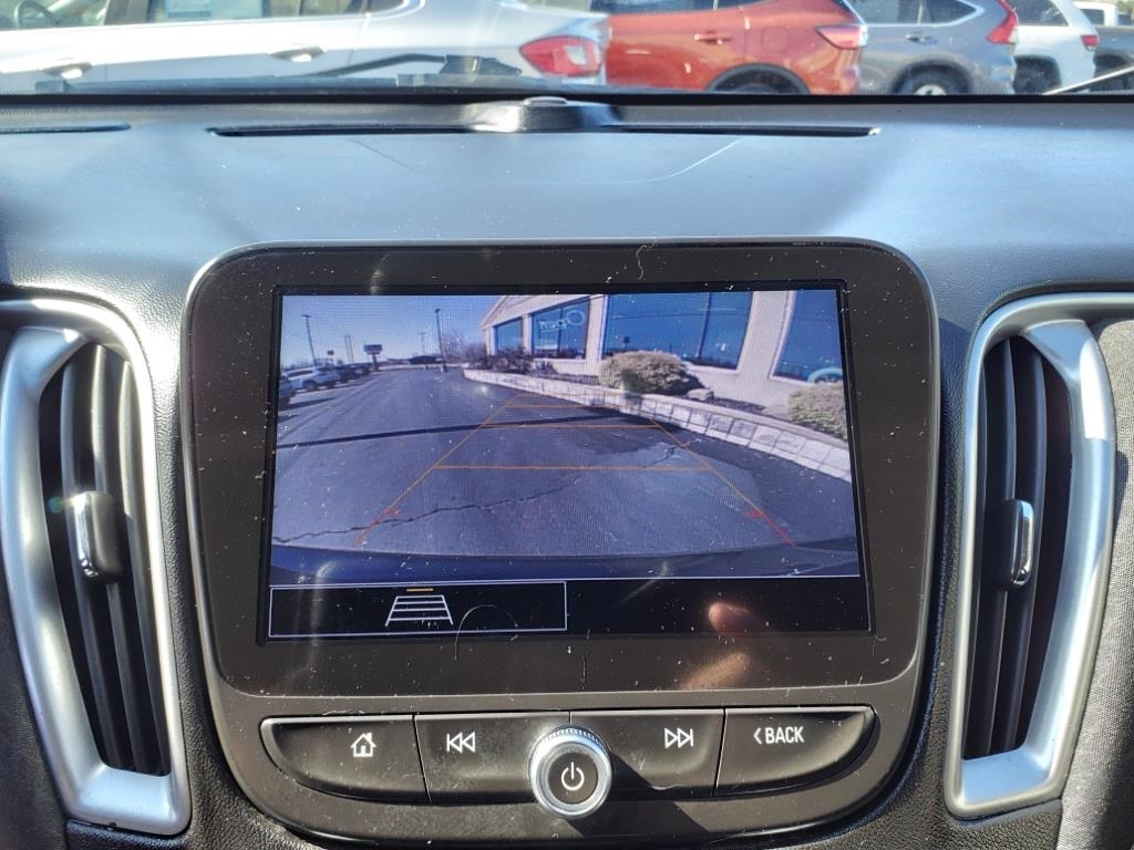 Chevrolet Malibu  2022