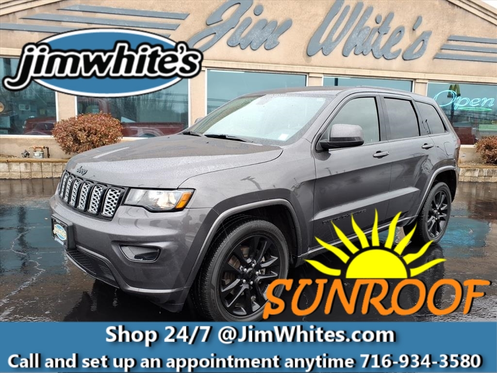 2017 Jeep Grand Cherokee Altitude's photo