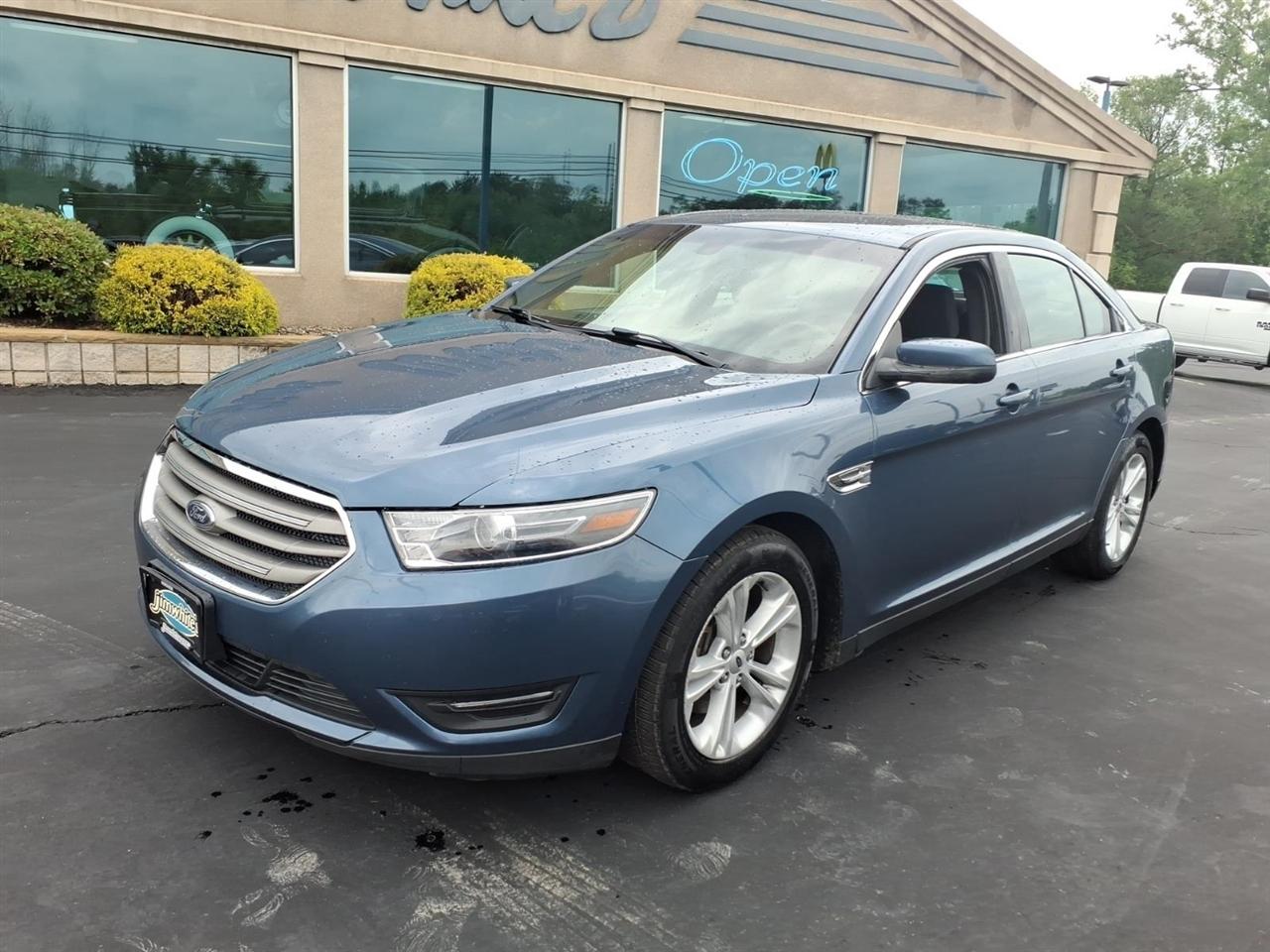 2018 Ford Taurus 