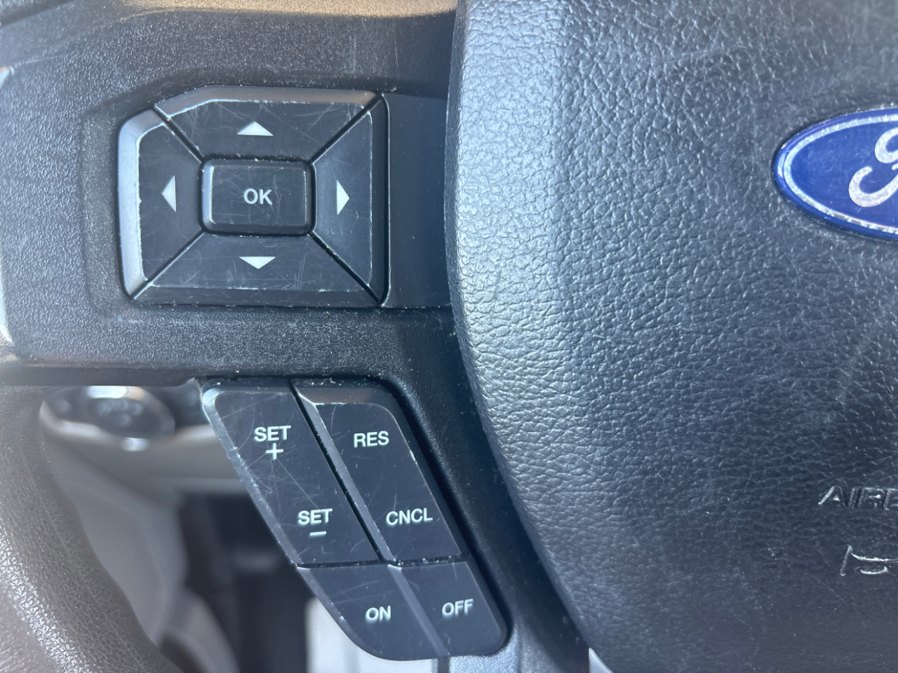 Ford Super Duty F-250 SRW XL 2WD SuperCab 6.75' Box 2017 Ford Super Duty F-250 SRW XL 2WD SuperCab 6.75' Box 2017