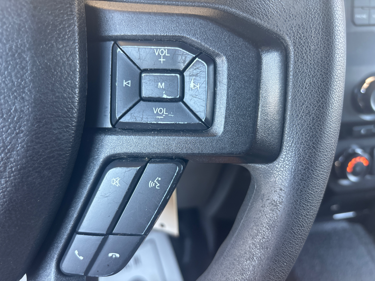 Ford Super Duty F-250 SRW XL 2WD SuperCab 6.75' Box 2017 Ford Super Duty F-250 SRW XL 2WD SuperCab 6.75' Box 2017