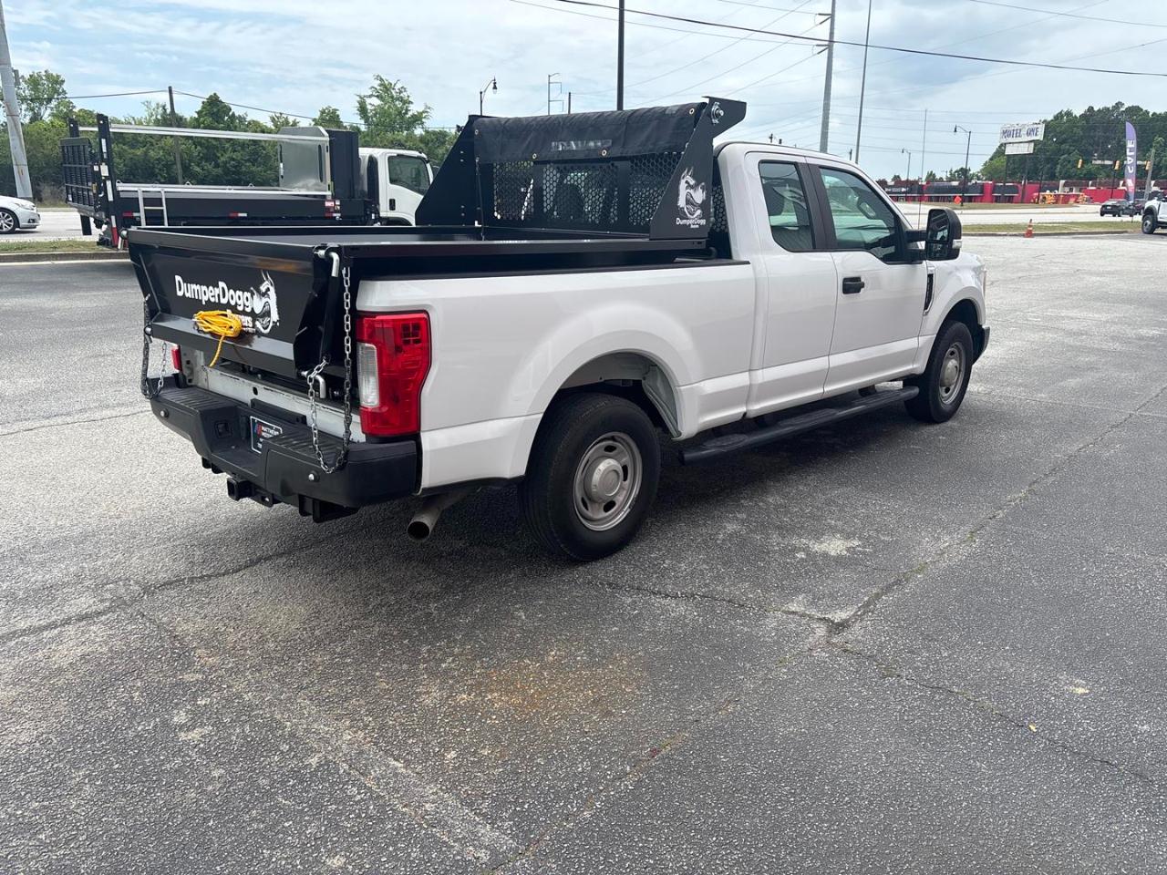 2017 Ford F-250 Super Duty XL - Photo 11