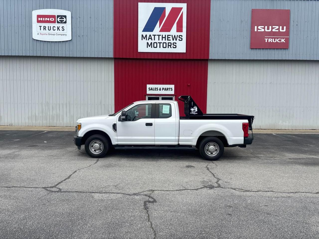 2017 Ford Super Duty F-250 SRW XL 2WD SuperCab 6.75' Box