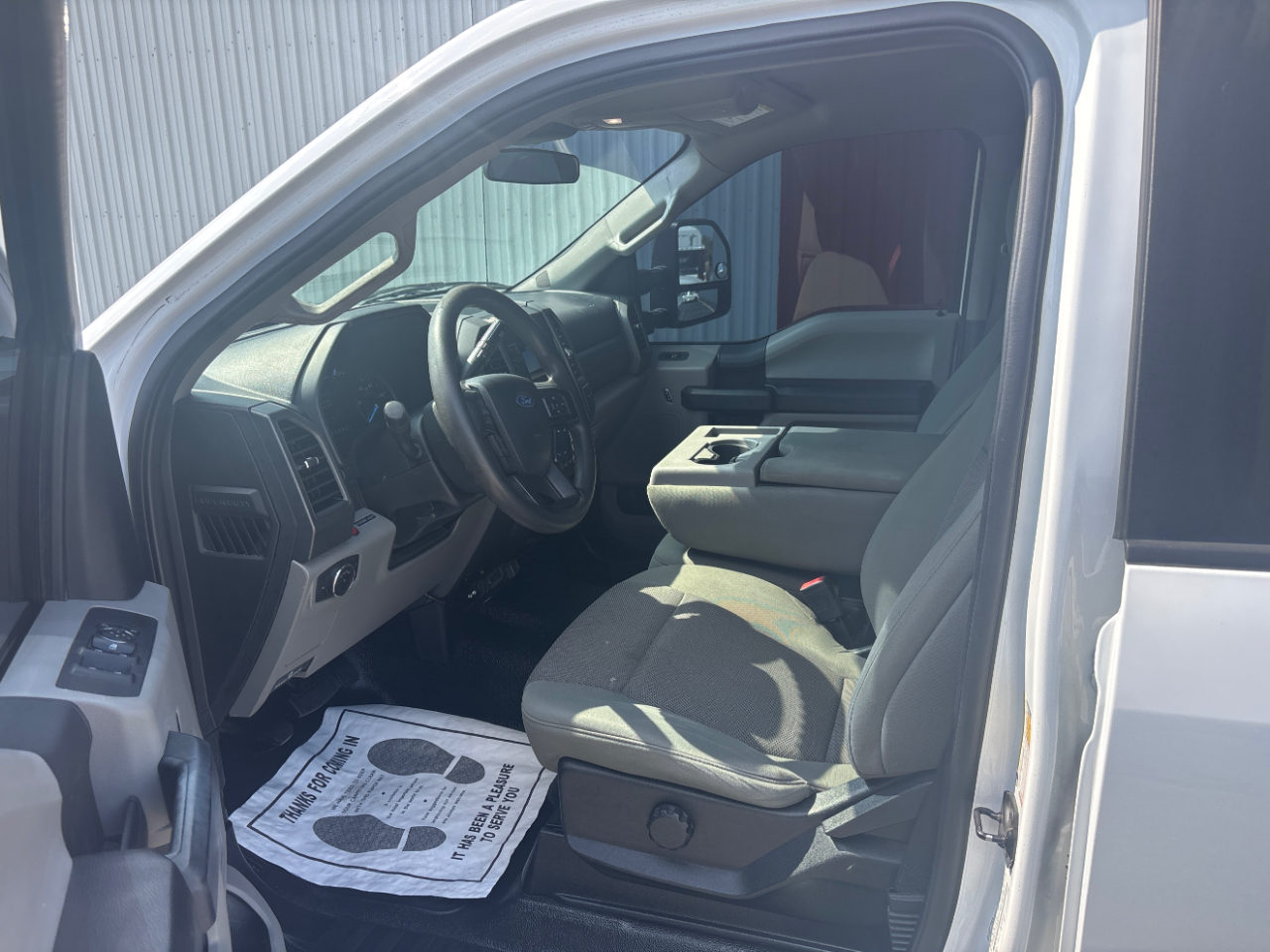 Ford Super Duty F-250 SRW XL 4WD Crew Cab 6.75' Box 2020 Ford Super Duty F-250 SRW XL 4WD Crew Cab 6.75' Box 2020