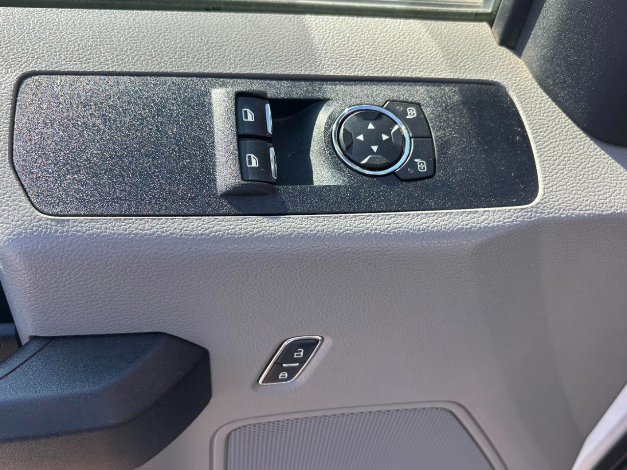 Ford Super Duty F-250 SRW XL 2WD Reg Cab 8' Box 2018