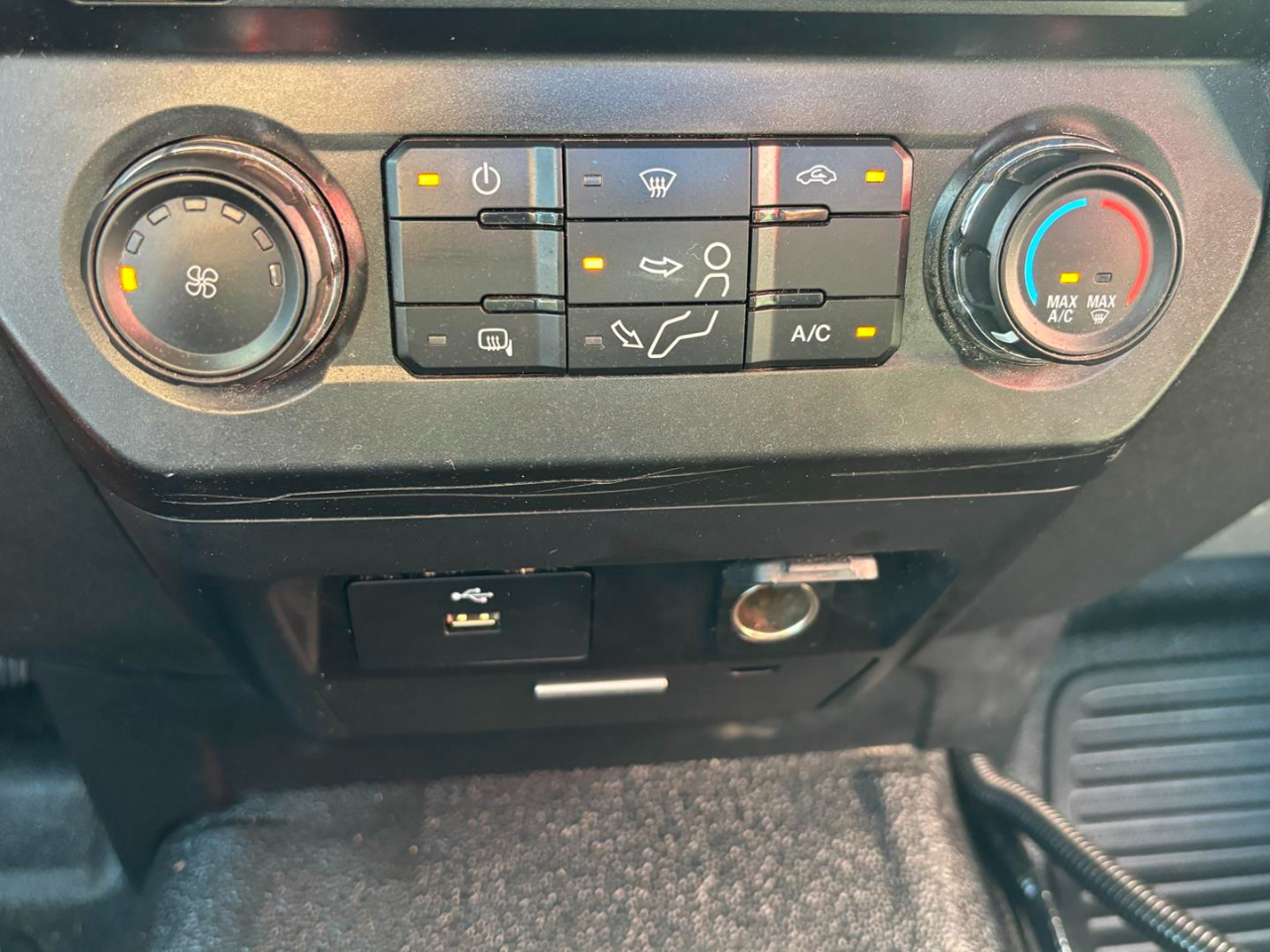 Ford Super Duty F-250 SRW XL 2WD Reg Cab 8' Box 2018