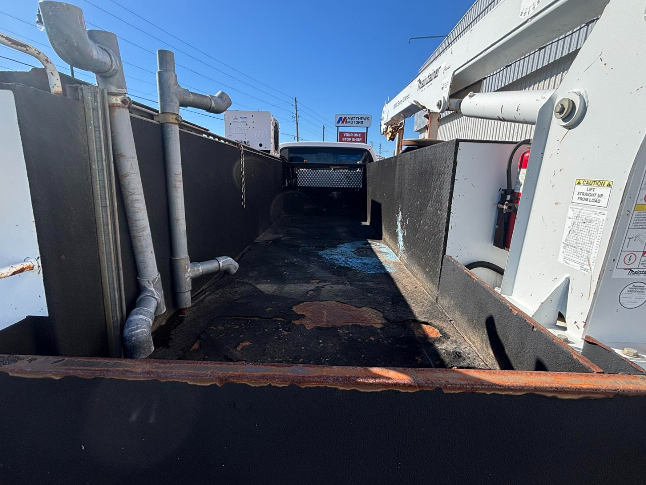 Ford Super Duty F-750 Straight Frame Reg Cab XL 2007