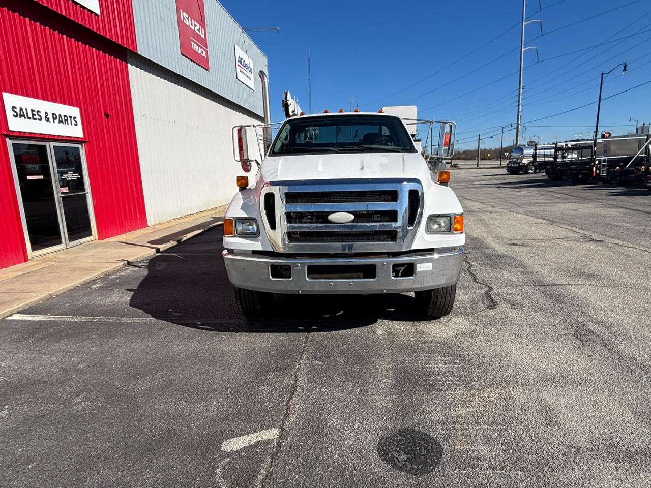Ford Super Duty F-750 Straight Frame Reg Cab XL 2007