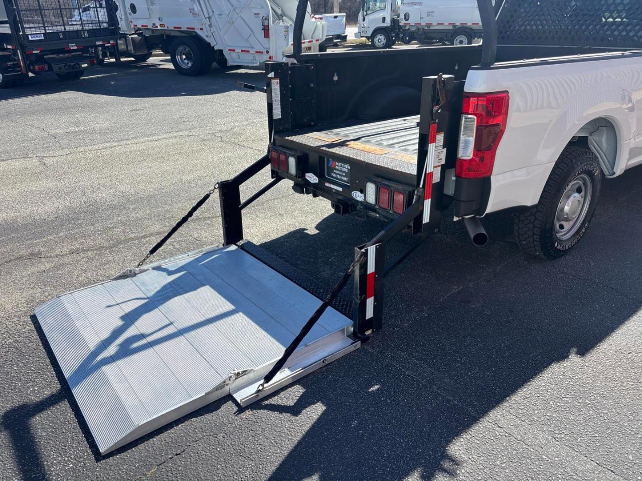 Ford Super Duty F-250 SRW XL 2WD Crew Cab 8' Box 2019